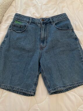 Women empyre Tori jorts- blue